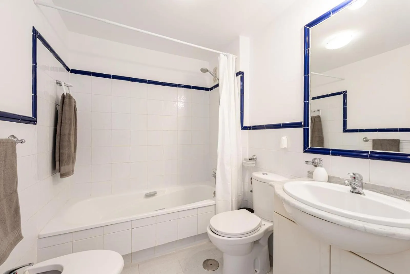 Riviera Sea Views Apartment Malaga