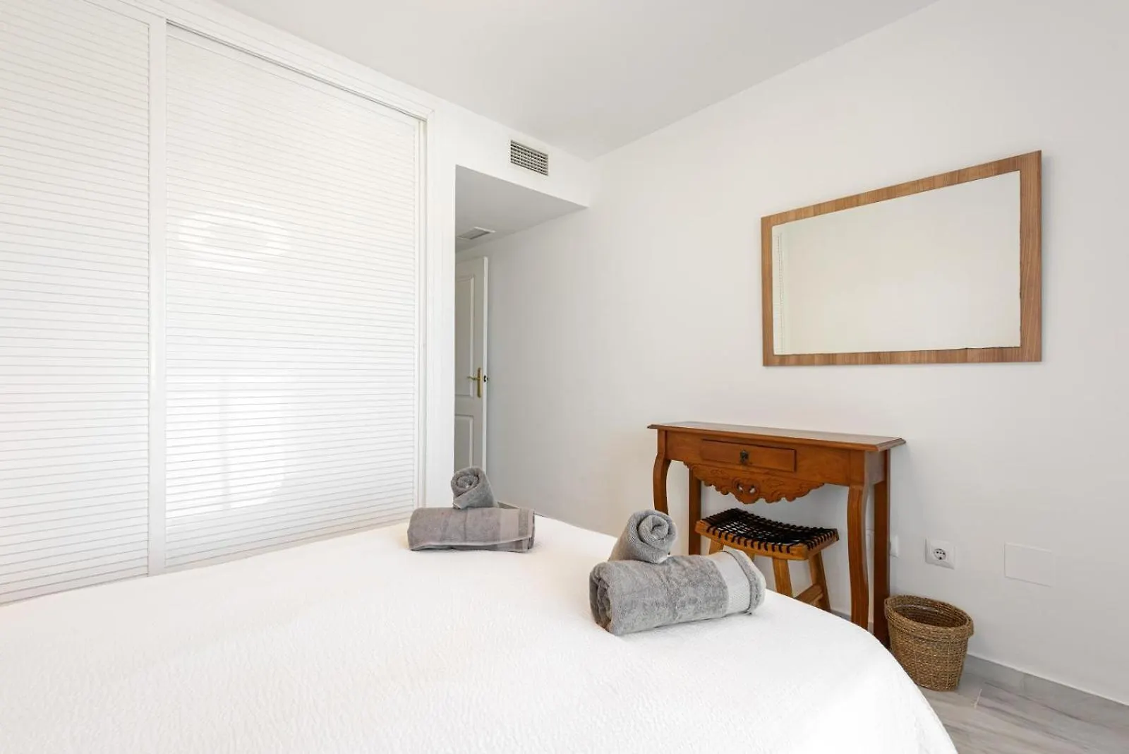 Riviera Sea Views Apartment Malaga