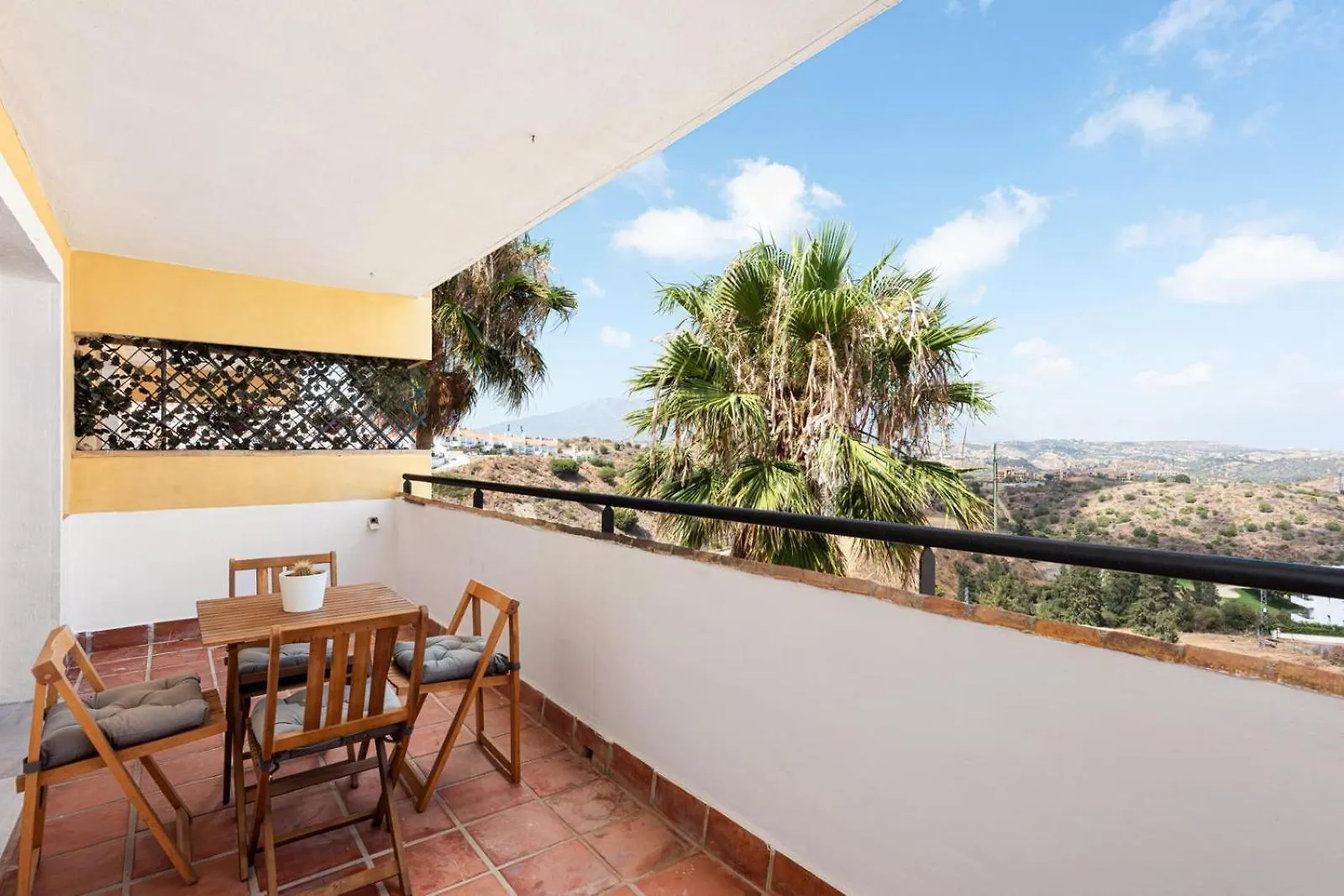 Riviera Sea Views Apartment Malaga